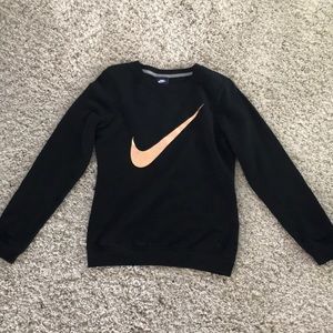 Nike long sleeve sweater l